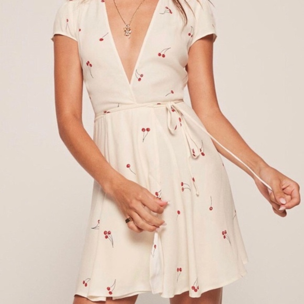 Reformation Raquel Cherry Dress XS